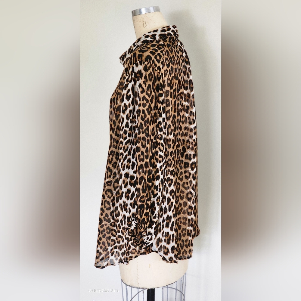 H&M Leopard Print Blouse in Brown and Black - Picture 6 of 11
